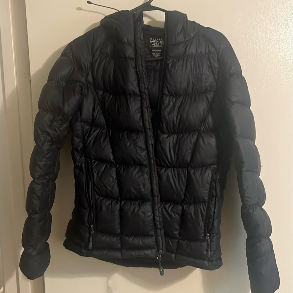 Mountain hardware puffer jacket